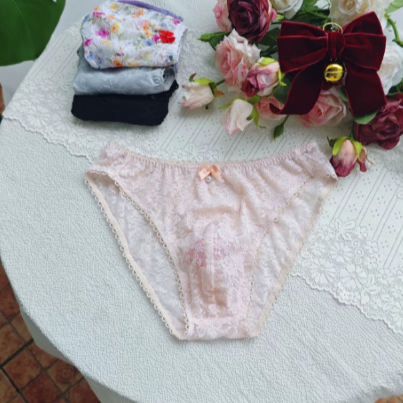 Sheer Sexy Man's Lace Panties  - огляд і ціна Embroidery Embellishments