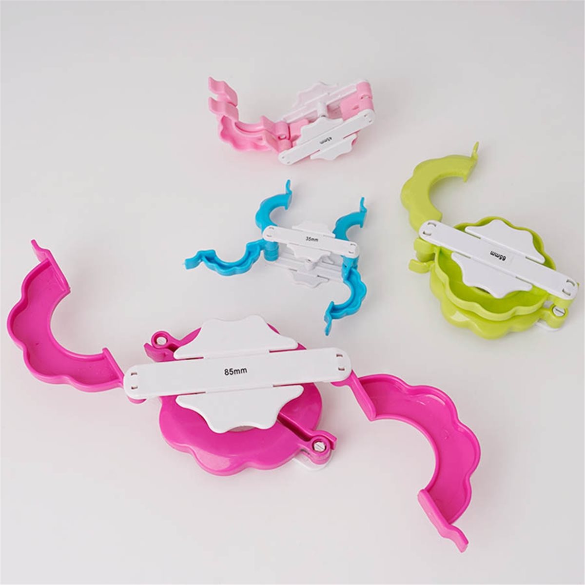 Best sales 2026 4 Sizes Pompom - огляд і ціна Pom Pom Maker Tool